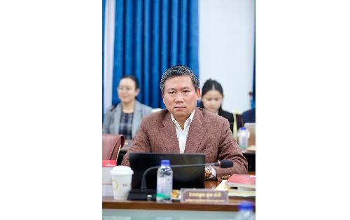 ឯកឧត្តម ផូវ សំភី ប្រតិភូរាជរដ្ឋាភិបាល និងជាអគ្គនាយកនៃអគ្គនាយកដ្ឋានកិច្ចការរដ្ឋបាលតុលាការបានអញ្ជើញចូលរួមកិច្ចប្រជុំបន្តពិនិត្យ និងពិភាក្សាលើការរៀបចំធ្វើវិសោធនកម្មក្រមនីតិវិធីព្រហ្មទណ្ឌ